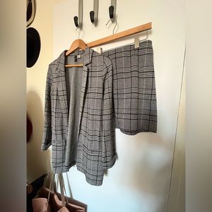 Two piece H&M plaid print relaxed blazer + skirt size S